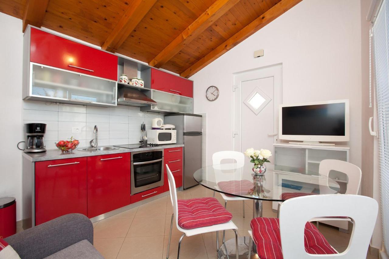 Apartments Guc Preko Luaran gambar
