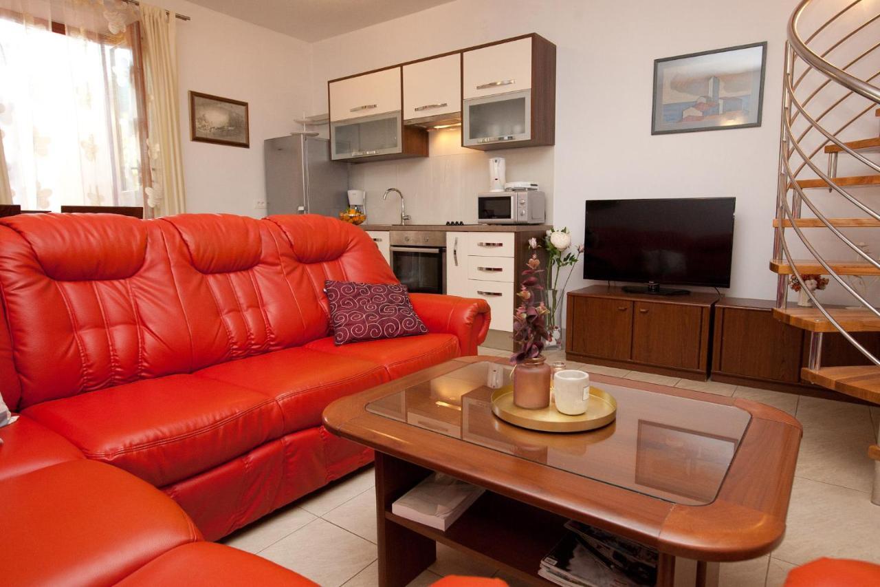 Apartments Guc Preko Luaran gambar