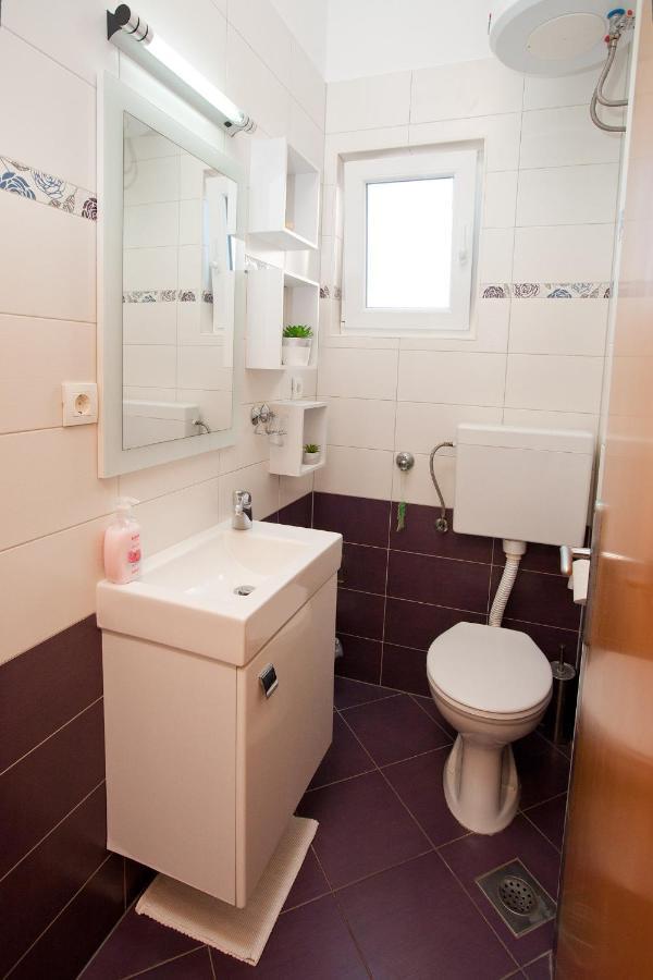 Apartments Guc Preko Luaran gambar