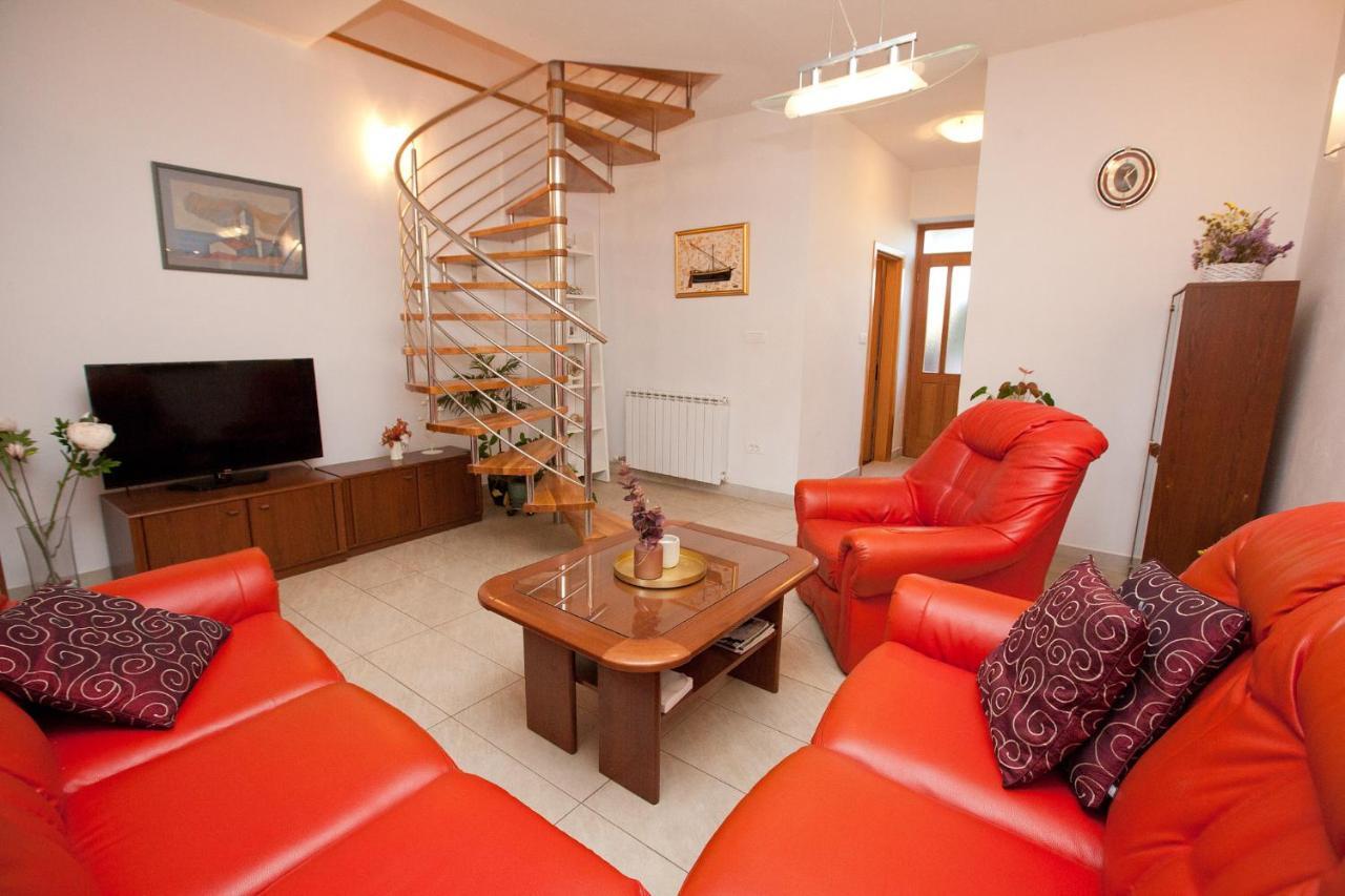 Apartments Guc Preko Luaran gambar